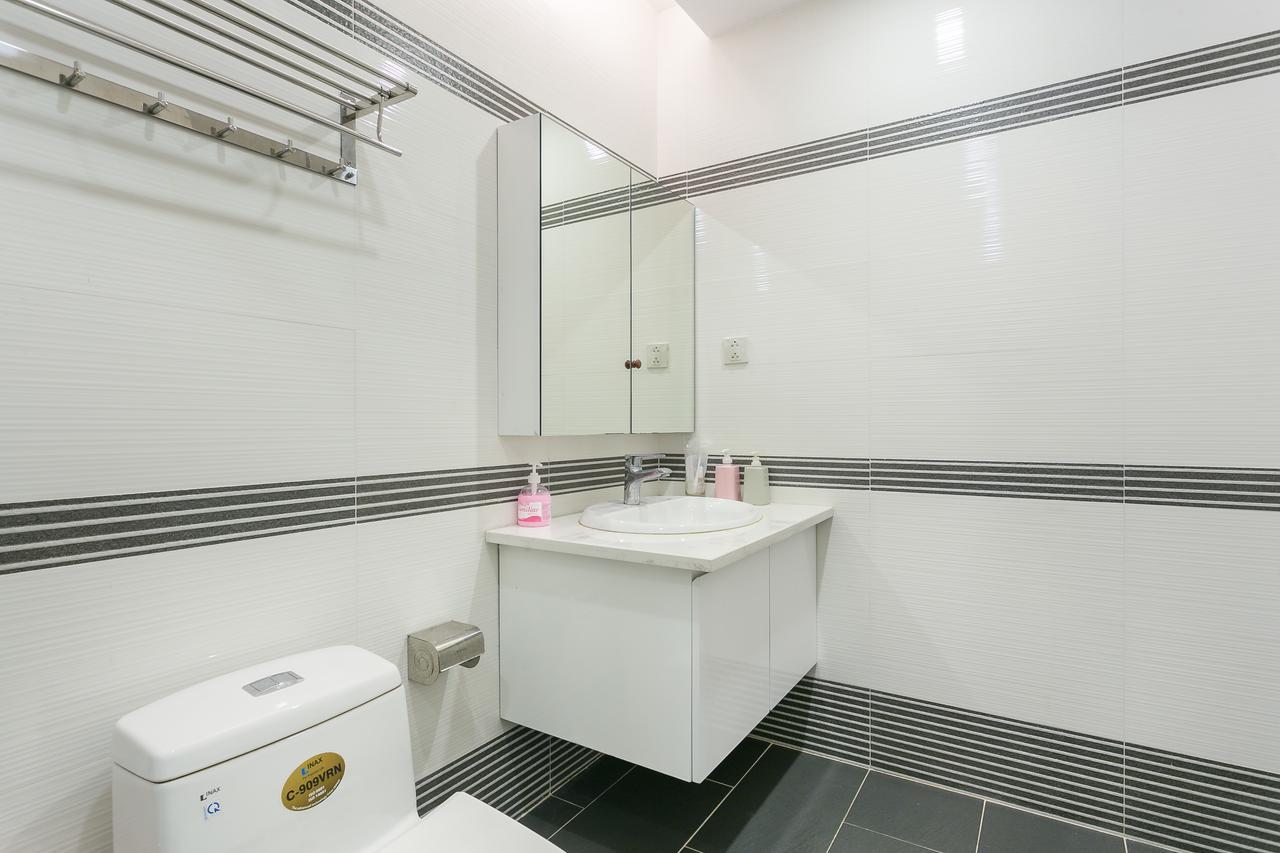 Sunrise City Trang' S Apartment W2-1704 Хошимин Экстерьер фото